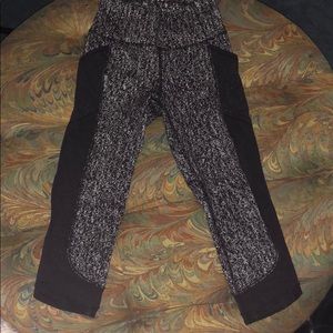 Sz 4 lululemon fit physique capris 19 inch